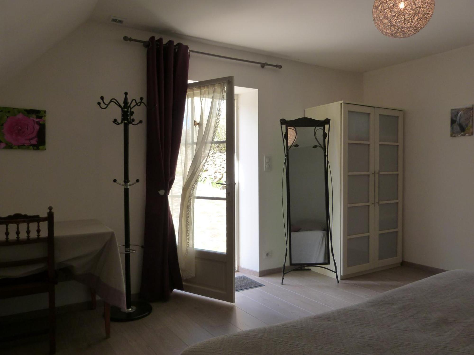 Saint-Bonnet-de-Chirac La Reine Des Pres Chambres D'Hotes الغرفة الصورة
